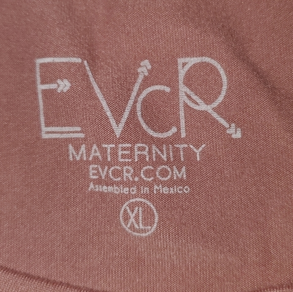 EVCR MATERNITY Mommy to Be tee Ruched sides baby feet XL - Picture 5 of 6